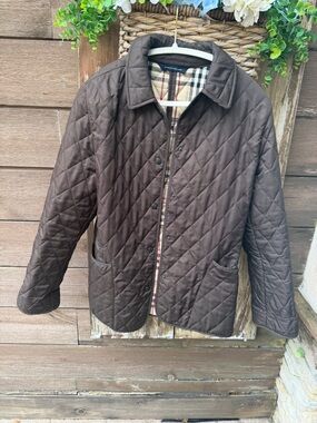 Burberry Quilted Brown Lightweight Jacket with Signature Check Lining